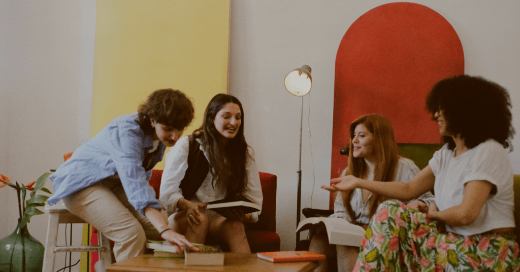 Aprender español es mucho más que aprender gramática.